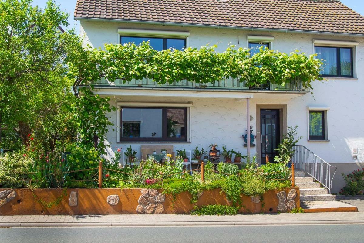 Auszeit Flair Der Provence Apartment Hausen  Екстериор снимка