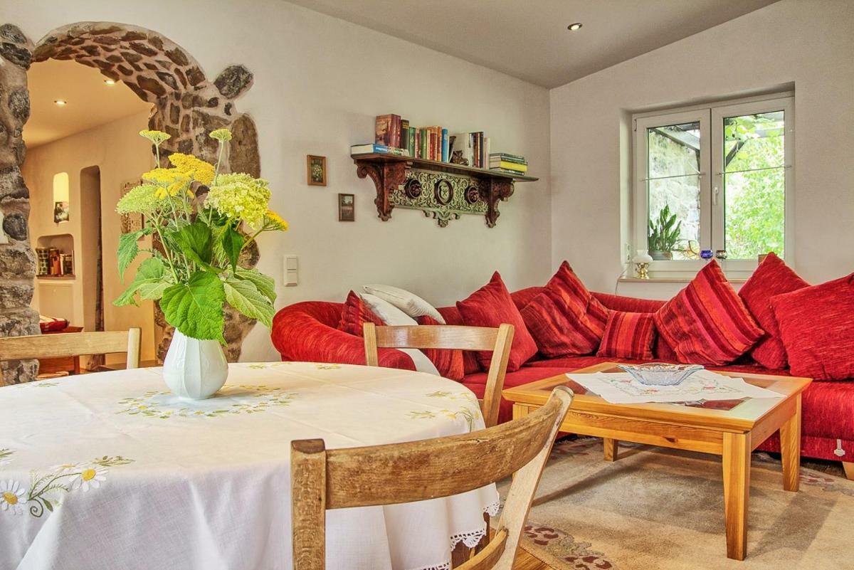 Auszeit Flair Der Provence Apartment Hausen  Екстериор снимка